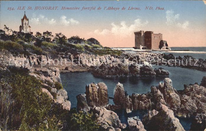 Ile Saint-Honorat Alpes Maritimes Monastere fortifie de l'Abbaye de Lerin