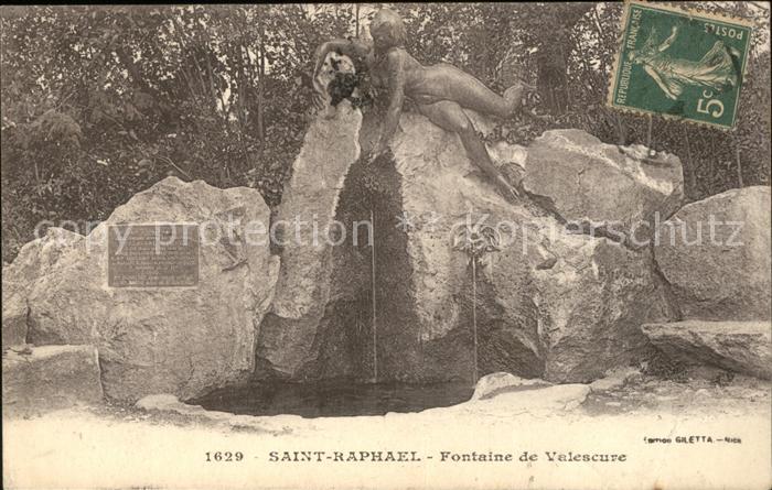 Saint-Raphael Var Fontaine de Valescure Sculpture