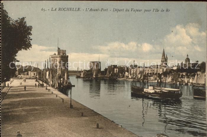 La Rochelle Charente-Maritime Avant Port Depart du Vapeur pour l'Ile