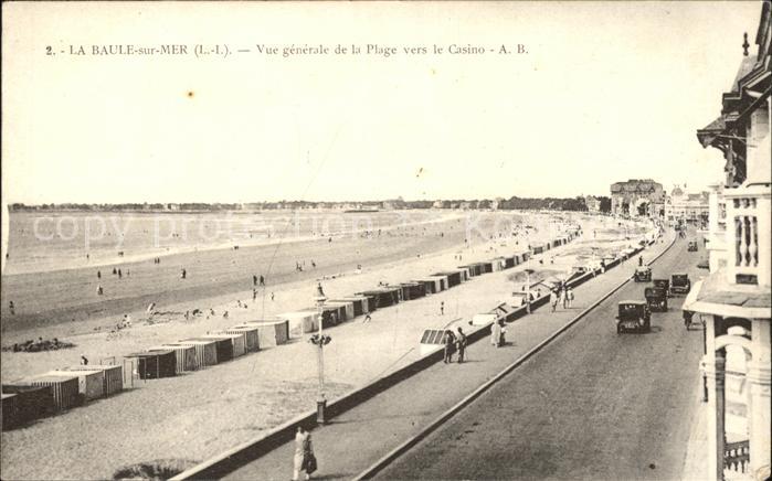 La Baule-sur-Mer Vue generale de la Plage vers le Casino