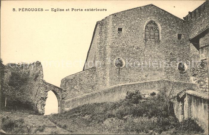 Perouges Eglise et Porte exterieure