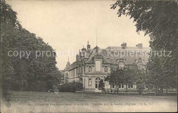 Fontainebleau Seine et Marne Palais Aile du Chateau Jardin Anglais