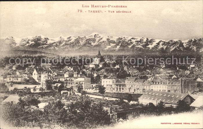 Tarbes Vue generale et les Pyrenees