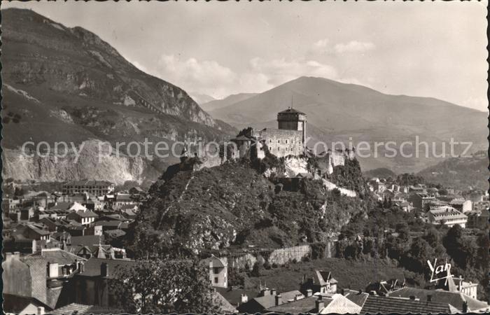Lourdes Hautes Pyrenees Chateau Fort Musee Pyreneen et les Mont