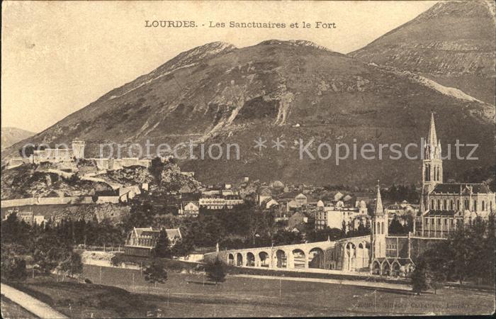 Lourdes Hautes Pyrenees Les Sanctuaires et le Fort Eglise
