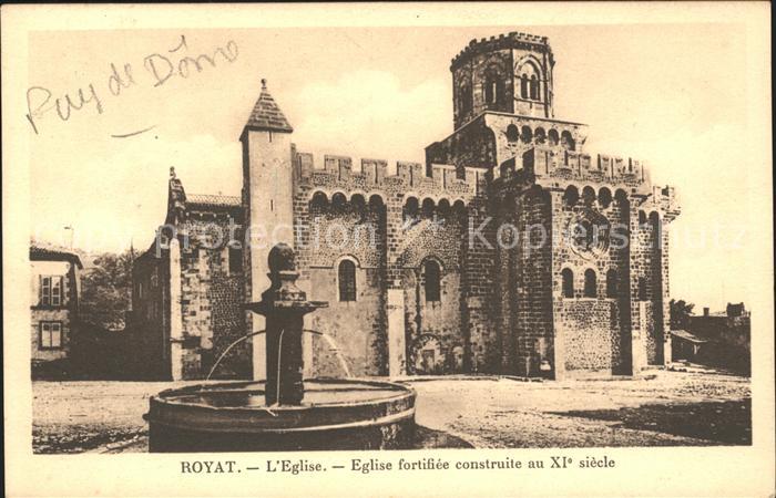 Royat Puy de Dome Eglise Fontaine