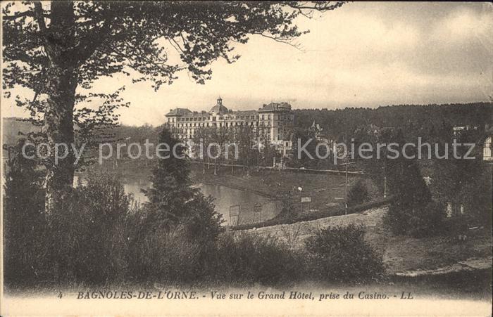 Bagnoles-de-l Orne Grand Hotel vue prise du Casino