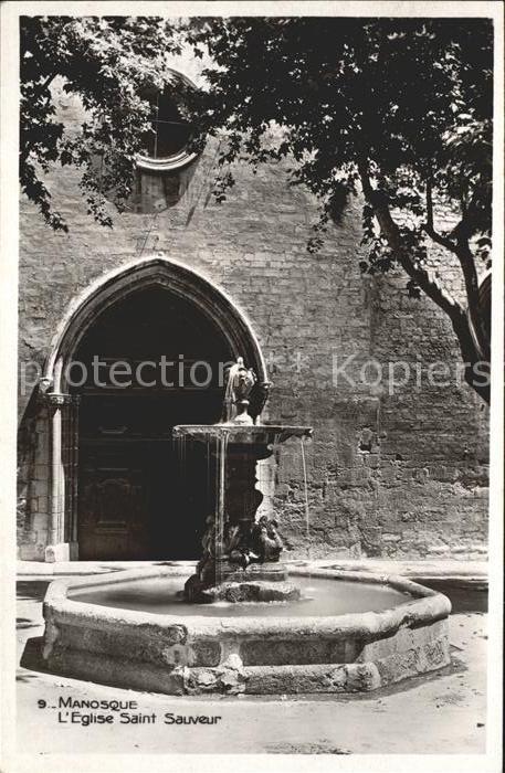 Manosque Eglise Saint Sauveur Fontaine