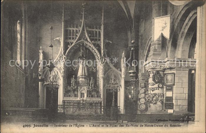 Josselin Interieur de l'Eglise