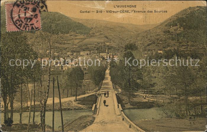 Vic-sur-Cere Avenue des Sources Stempel auf AK