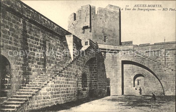 Aigues-Mortes Gard Tour des Bourguignons