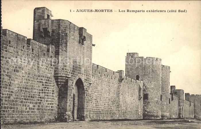 Aigues-Mortes Gard Remparts exterieurs