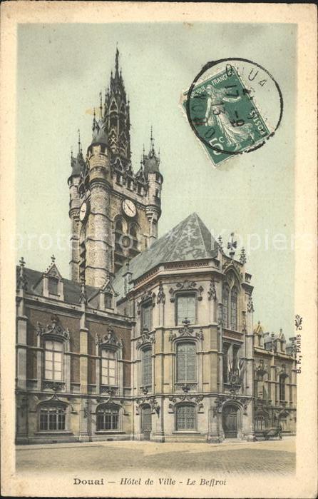 Douai 59 Hotel de Ville Beffroi Glockenturm Stempel auf AK