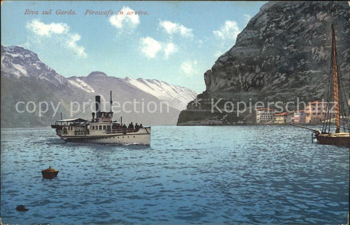 Riva del Garda Piroscafo in arrivo Faehrschiff