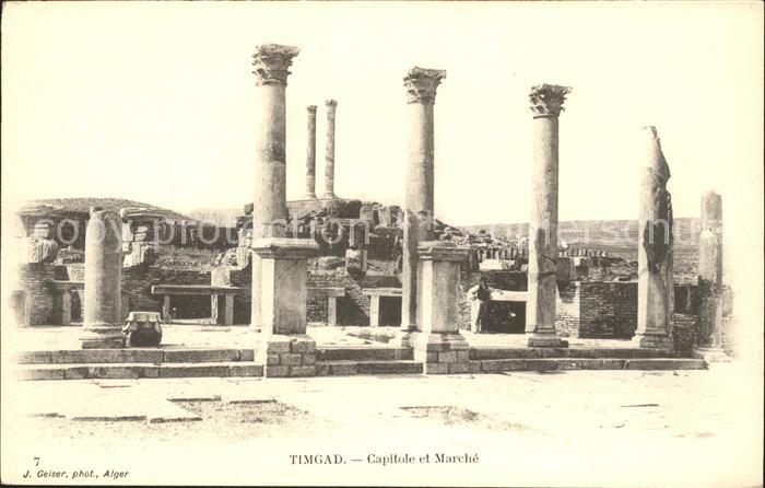 Timgad Ruines Romaines Capitole et Marche Ruin