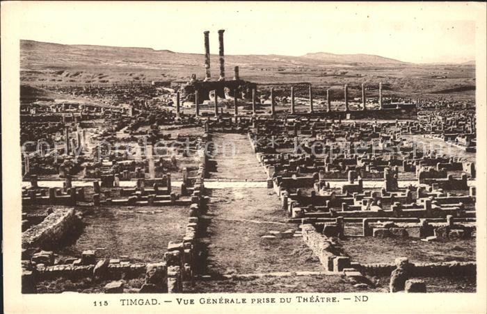 Timgad Ruines romaines Vue prise du Theatre Ru
