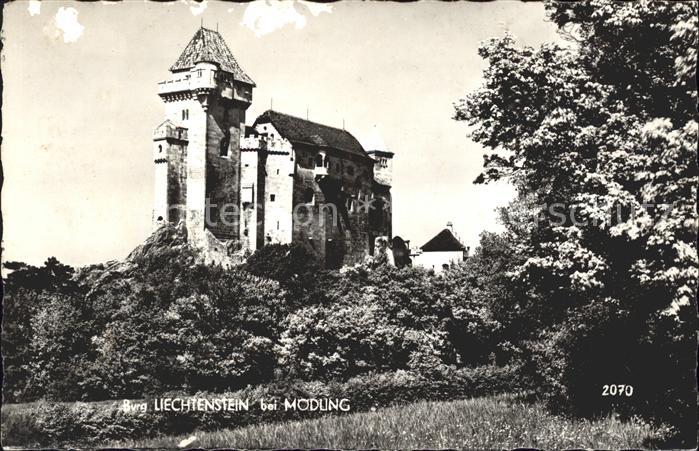 Moedling Burg Liechtenstein