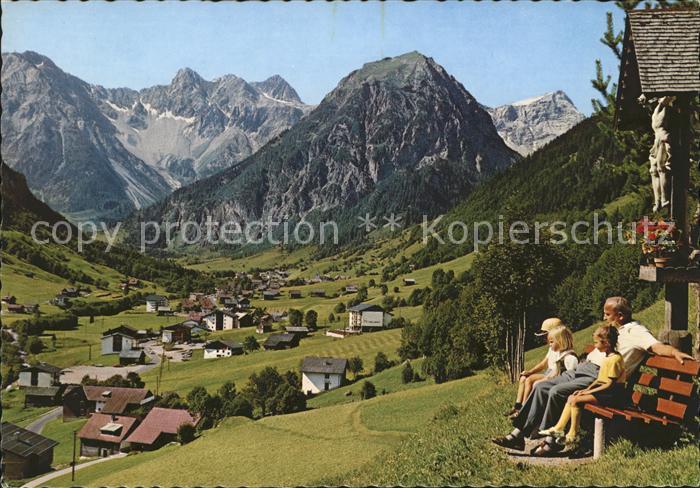 Brand Vorarlberg Ortsblick vom Wegekreuz Ruhebank