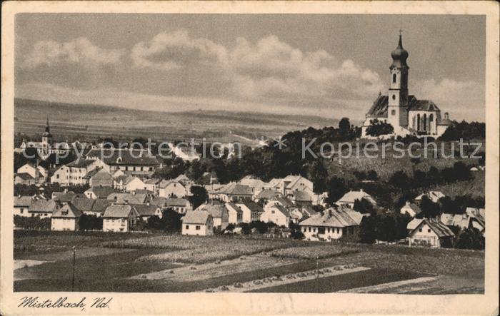 Mistelbach Niederoesterreich Ortsblick mit Kirche