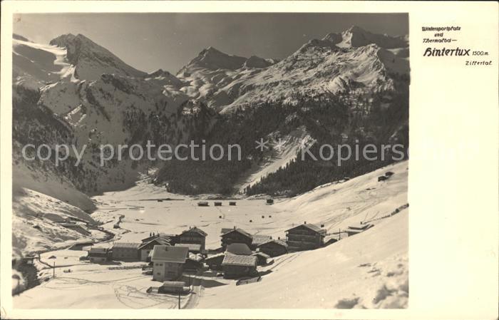 Hintertux Zillertal Gesamtansicht Wintersportplatz mit Alpenpanorama