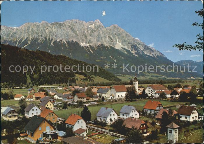 oeblarn Gesamtansicht mit Grimming Dachsteingebirge