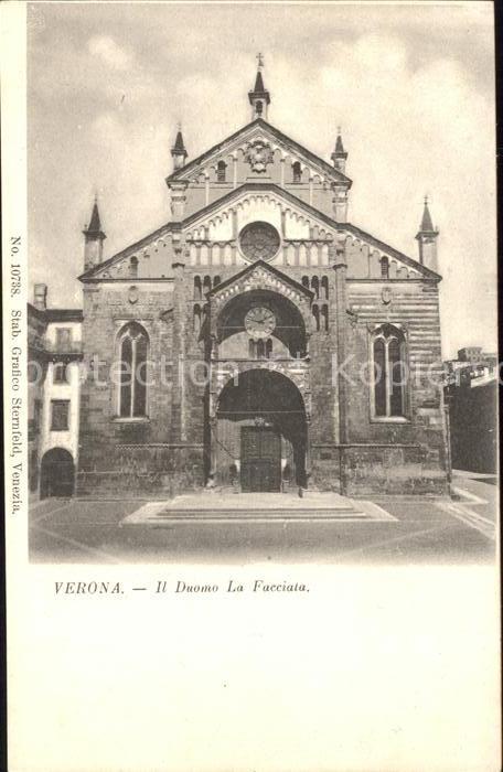Verona Veneto Il Duomo la facciata
