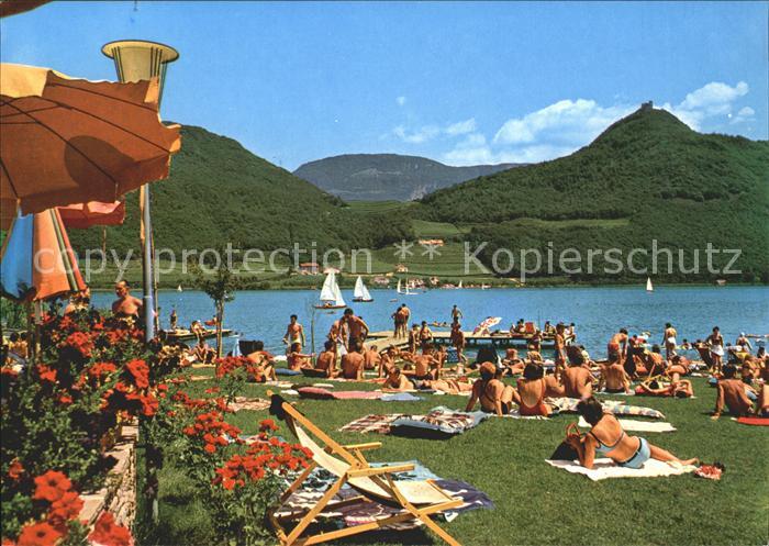 Kalterer See Suedtirol Lago di Caldaro presso Bolzano Segelboote