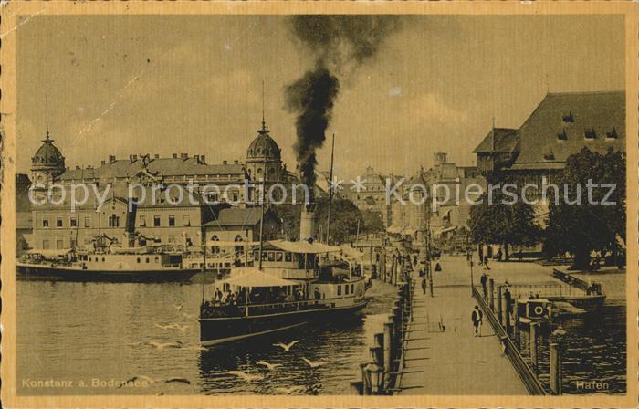 Dampfer Seitenrad Konstanz am Bodensee Hafen