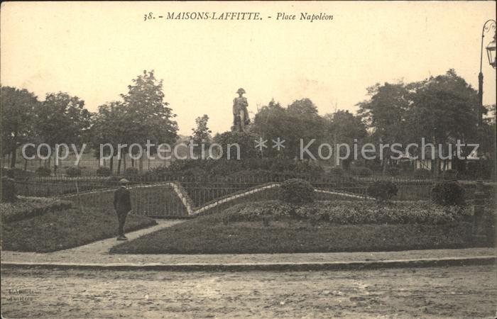 Maisons-Laffitte Place Napoleon Monument