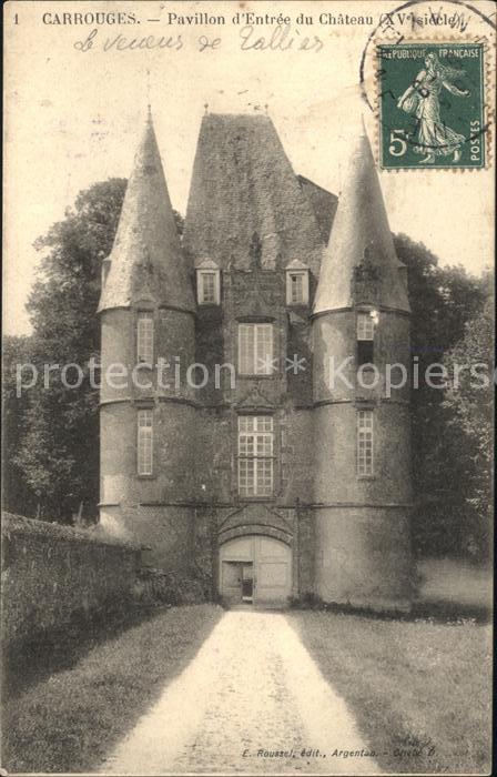 Carrouges Pavillon d_Entree du Chateau XV siecle