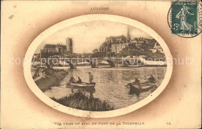 Auxerre Vue prise en aval du Pont de la Tournelle Stempel auf AK