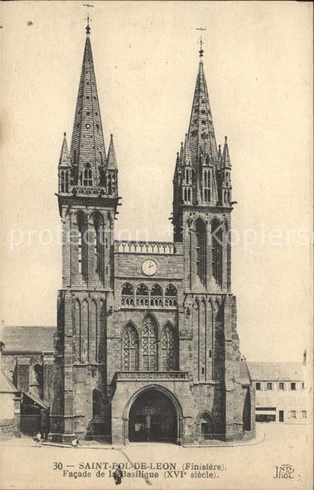 Saint-Pol-de-Leon Facade de la Basilique XVI siecle