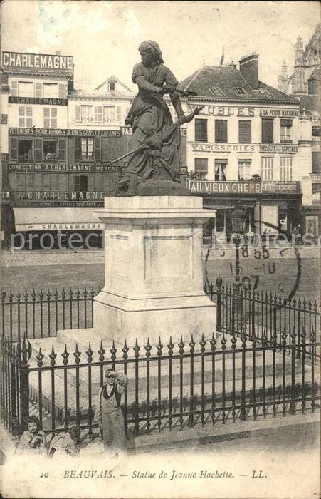 Beauvais 60 Statue de Jeanne Hachette Monument Stem