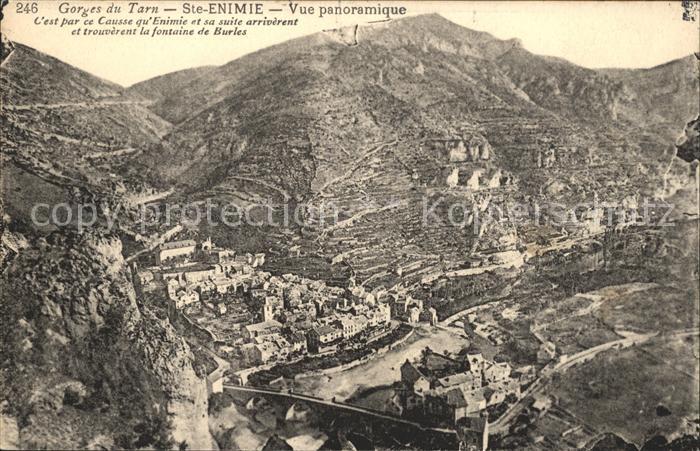 Sainte-Enimie Vue panoramique Gorges du Tarn