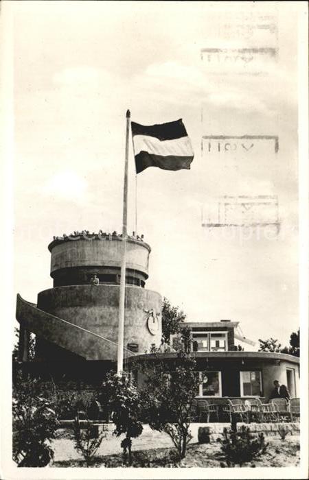 Bloemendaal Het Kopje met uitkijktoren Aussichtsturm Flagge