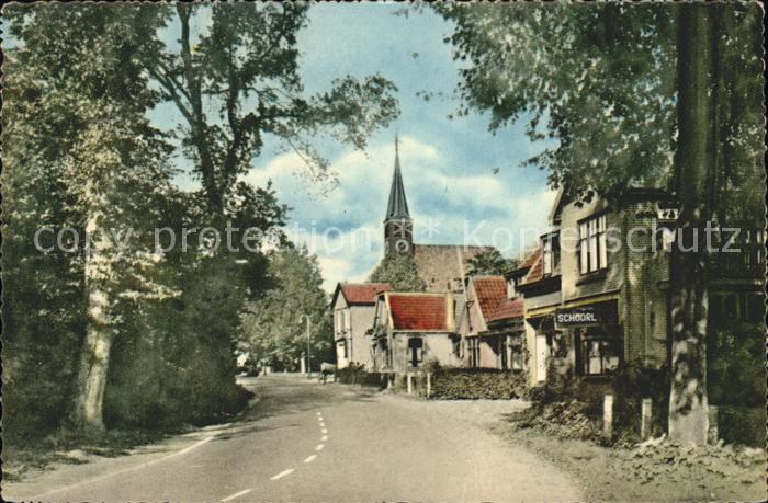 Schoorl Strassenpartie Kirche
