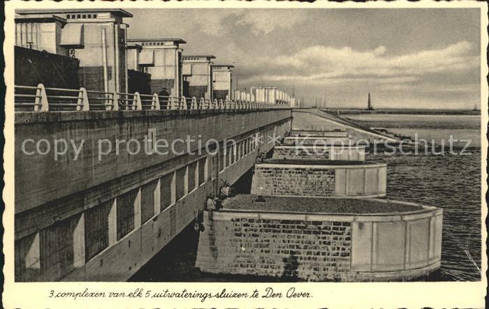 Den Oever Hollands Kroon 3 complexen van elk 5 uitwateringssluizen Abflussdeich