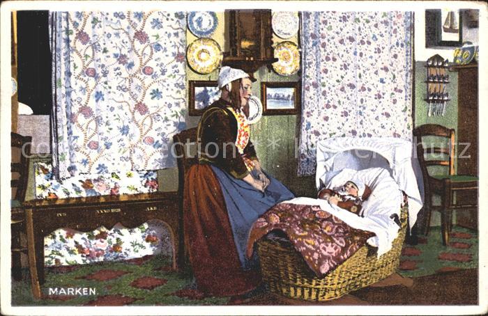 Marken Binnenkamer Costume Trachten Mutter mit Kind