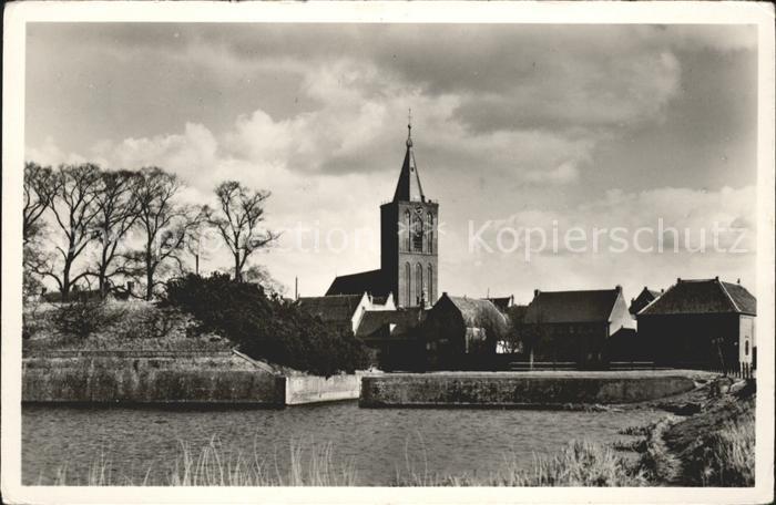 Naarden Gezicht bij de Nieuwe Haven Kerk Paaswa
