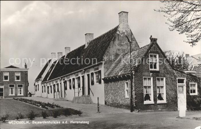 Medemblik Bejaardenhuisjes a.d. Herensteeg