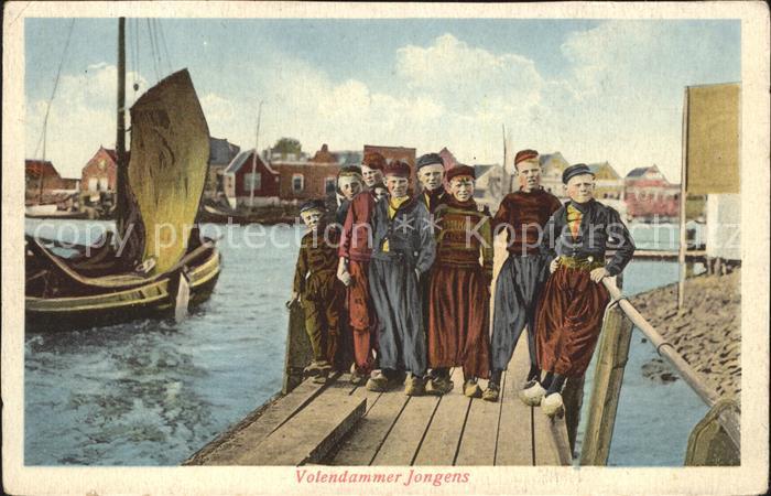 Volendam Volendammer Jongens Fischerboot