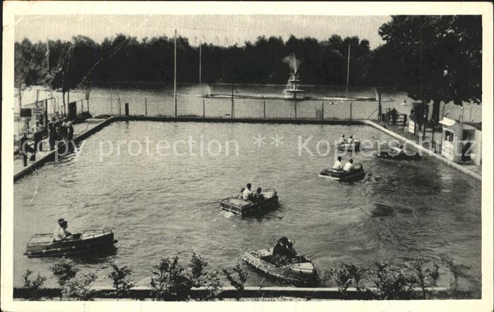 Naarden Oud Valkeveen Speelpark Motorscooters