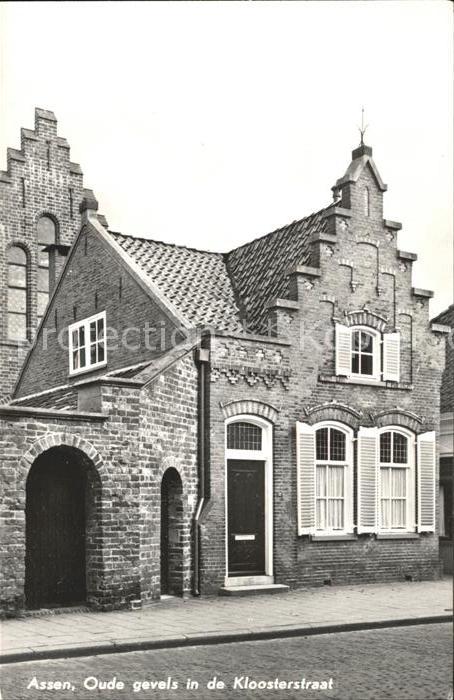 Assen Oude gevels in de Kloosterstraat