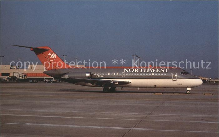 Flugzeuge Zivil Northwest McDonnell Douglas DC-9-15F N9