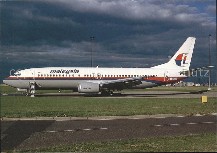 Flugzeuge Zivil Malaysia Airlines Boeing B.737-4S3 G-BPKB c/n 24164