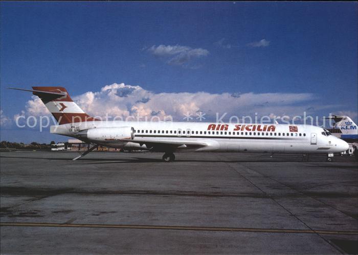 Flugzeuge Zivil Air Sicilia MD-87 OE-LML