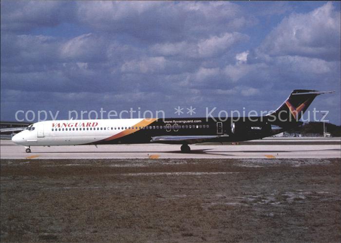 Flugzeuge Zivil Vanguard Green colours MD-80 N130NJ