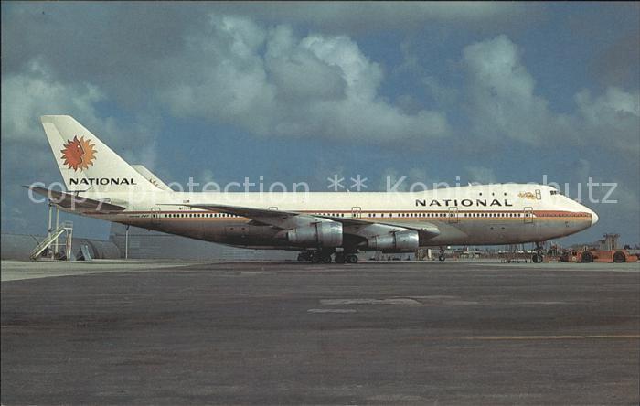 Flugzeuge Zivil National Boeing 747-135 N77773