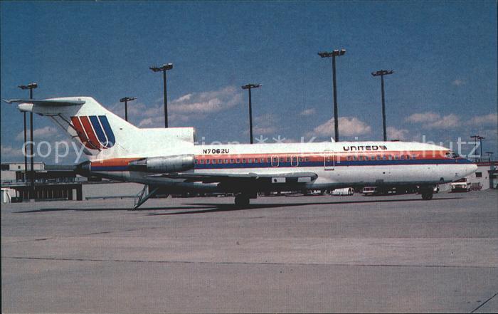Flugzeuge Zivil United N7062U