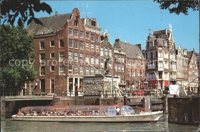 Amsterdam Niederlande Haarlemmersluizen Schleusen Ausflugsboot